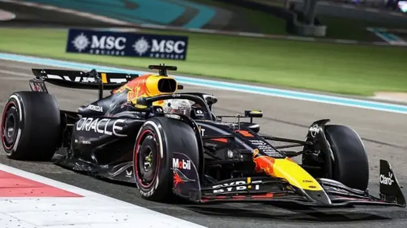 Red Bull Racing chạy thử mẫu xe mới RB21