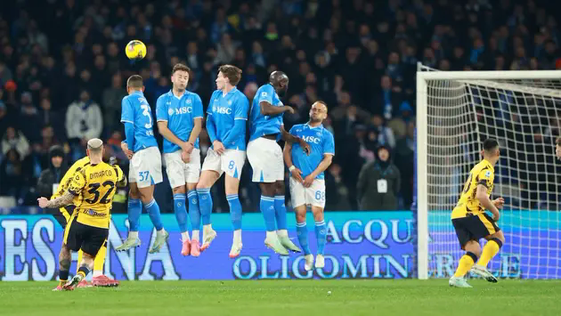 Napoli và Inter Milan bất phân thắng bại