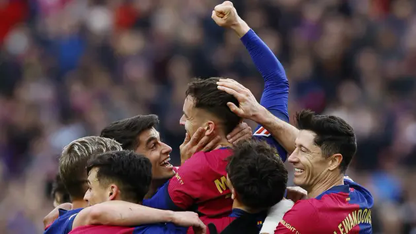 Barcelona vươn lên ngôi đầu La Liga