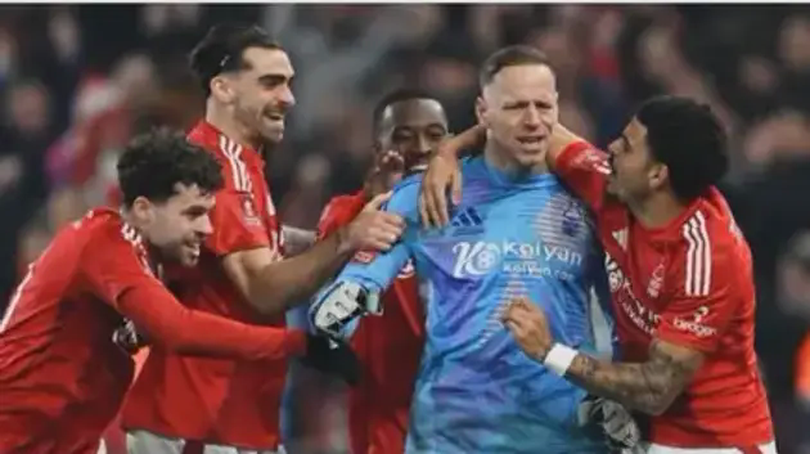 Nottingham Forest vào tứ kết FA Cup