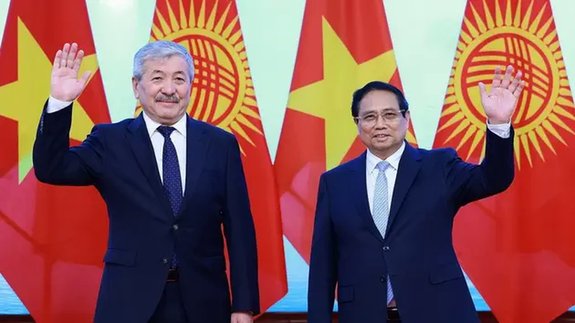 Lễ đón Thủ tướng Kyrgyzstan thăm chính thức Việt Nam