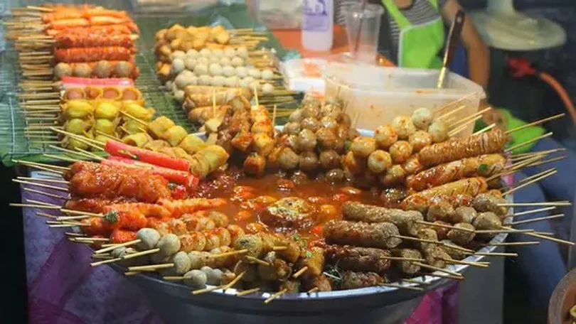 'Xiên bẩn': Mối nguy từ ẩm thực đường phố