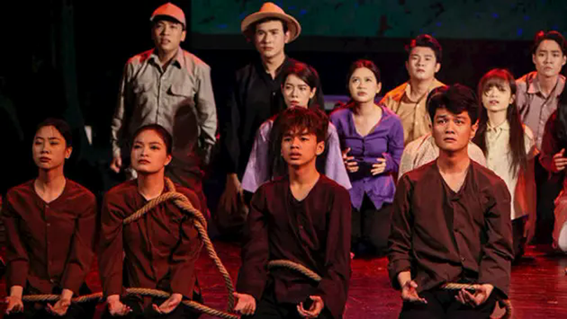 'Lửa từ đất' – chất trẻ trong từng hơi thở