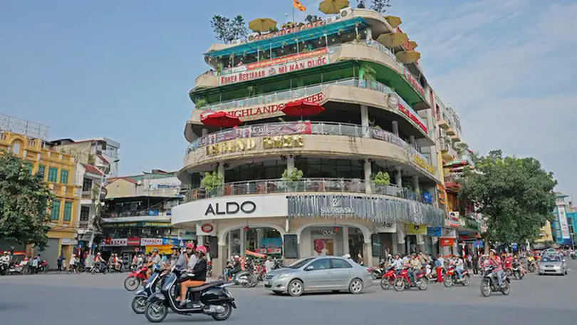 Hà Nội sẽ phá bỏ tòa nhà 'Hàm cá mập'