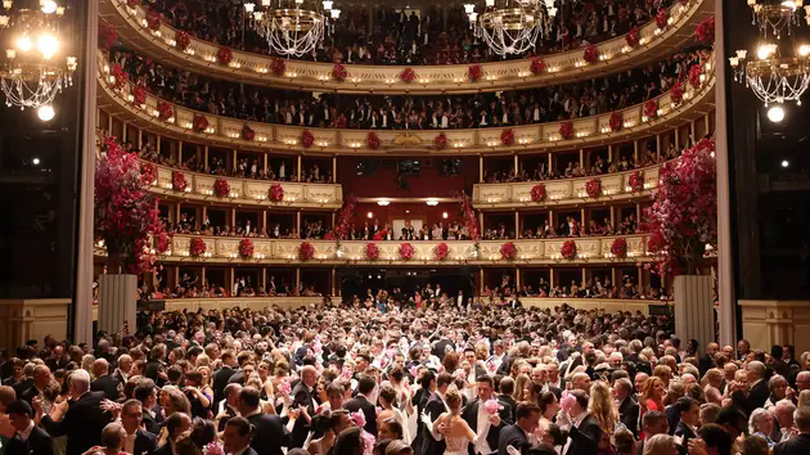 Vũ hội Opera nổi tiếng của nước Áo