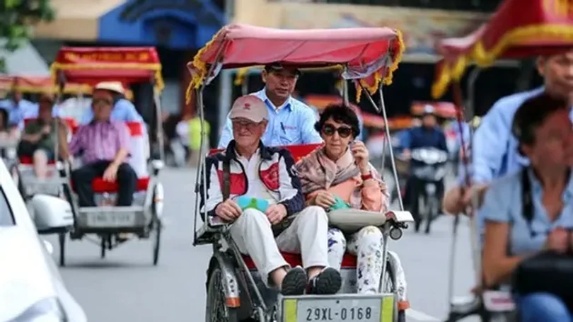 Hà Nội thu từ khách du lịch đạt 9,2 nghìn tỷ đồng