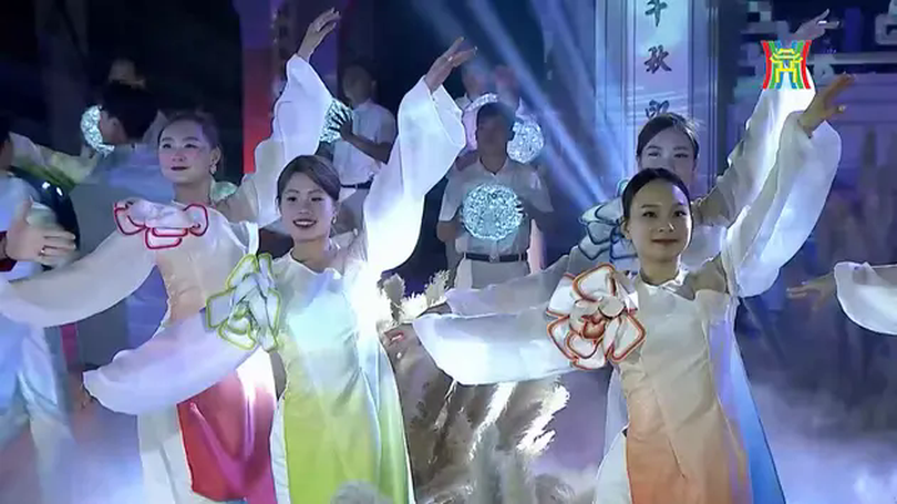 Long Biên rạng rỡ đón chào bình minh