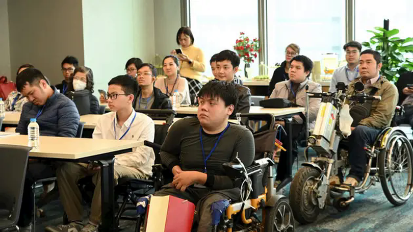 'Bình dân học vụ số' cho thanh niên khuyết tật