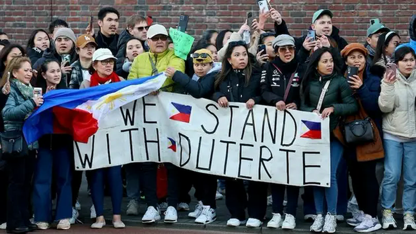 Cựu Tổng thống Philippines bị đưa tới trại giam của ICC