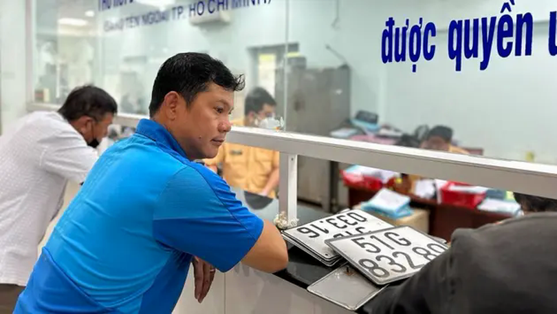 Dừng nộp lệ phí trước bạ ô tô trong 5 ngày