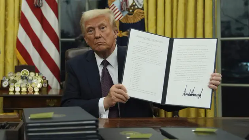 Giải thể cơ quan truyền thông Mỹ, ông Trump có vượt quyền?