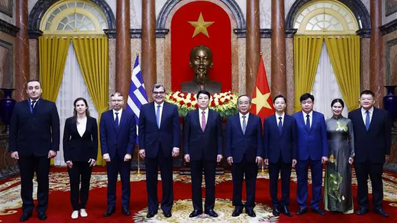 Chủ tịch nước Lương Cường tiếp Đại sứ các nước trình Quốc thư