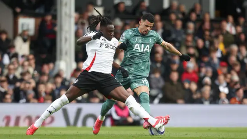 Fulham thắng dễ Tottenham