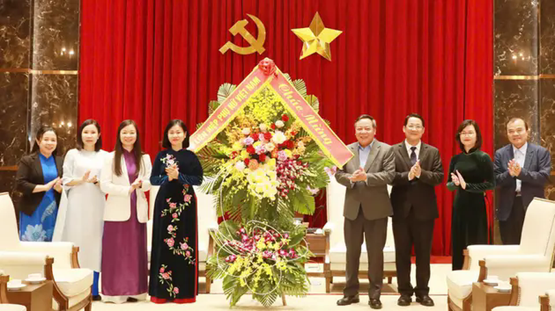 Trung ương Hội LHPN Việt Nam chúc mừng Đảng bộ Hà Nội