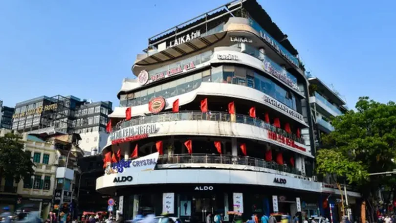 Dự kiến phá dỡ tòa nhà 'Hàm cá mập' trong tháng 4