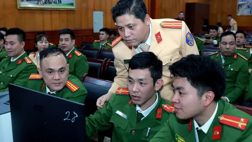 Hà Nội tập huấn cấp đổi GPLX cho Công an xã
