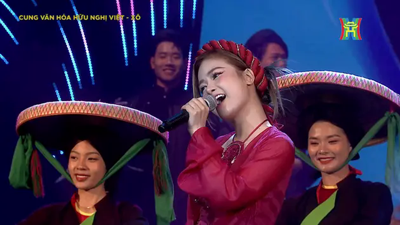 Những cô gái quan họ