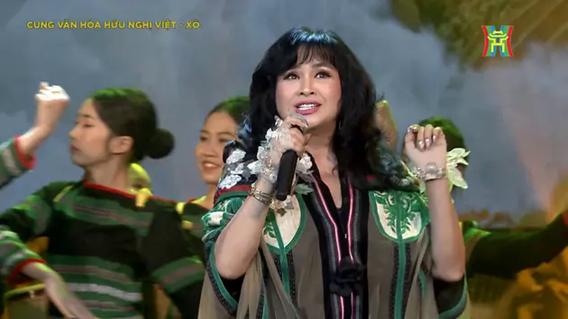 Người con gái Pako