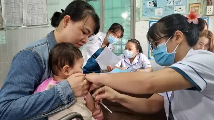 Trẻ từ 6 đến dưới 9 tháng tuổi cần tiêm phòng sởi