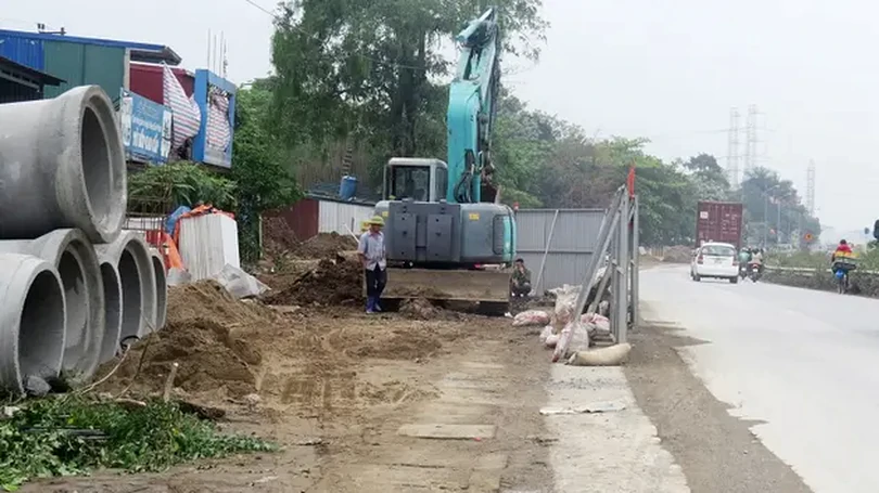 Quốc lộ 1A đoạn Thường Tín vẫn ì ạch mở rộng