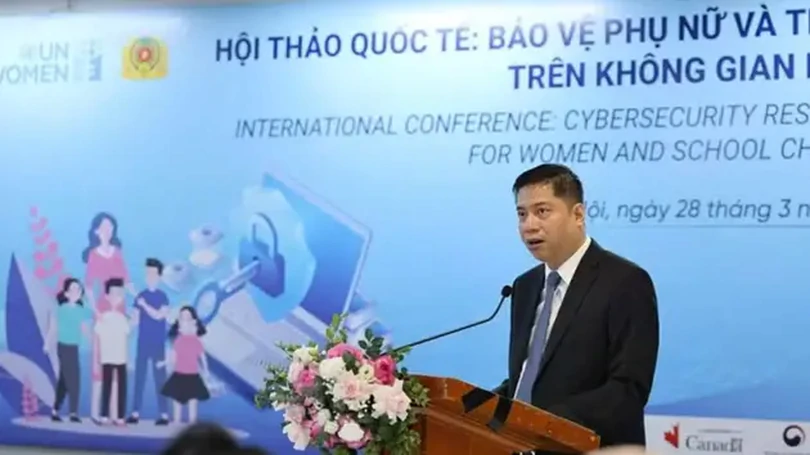 Chấm dứt bạo lực trên không gian mạng thông qua giáo dục