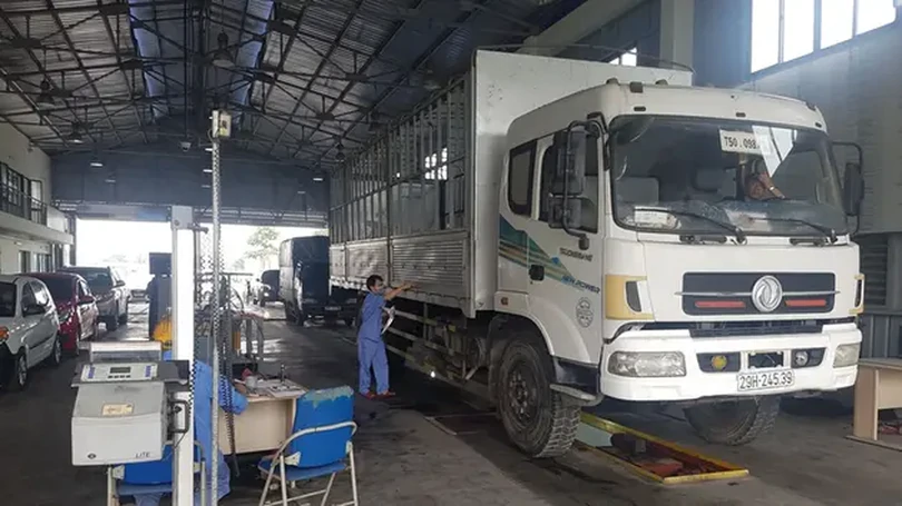 Ách tắc kiểm định xe quá khổ, quá tải