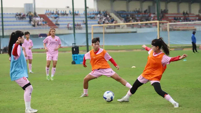 U17 nữ Việt Nam chuẩn bị đấu giao hữu với Thái Lan