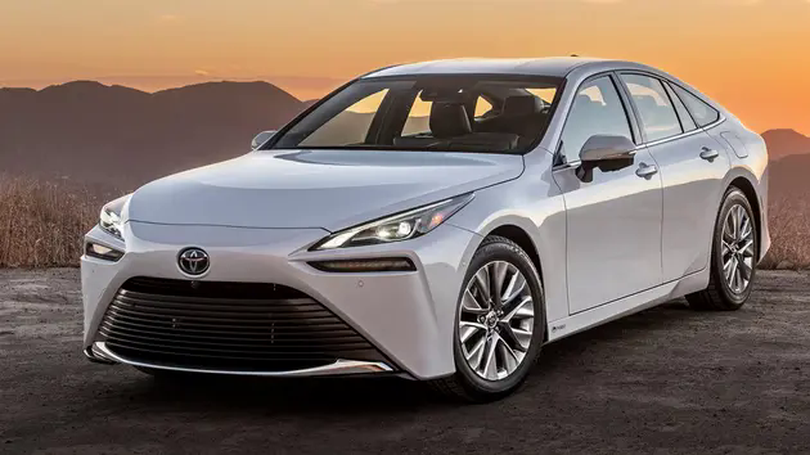 Toyota ngừng sản xuất Mirai Limited