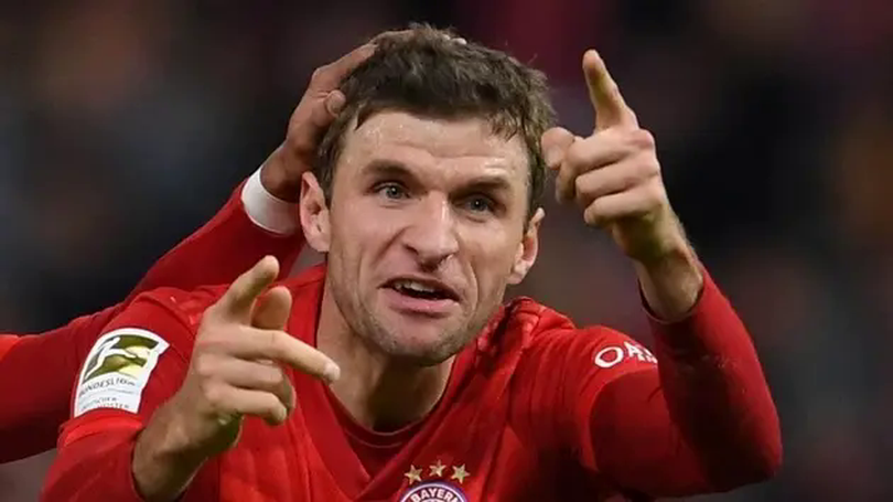 Thomas Muller chia tay Bayern Munich sau 17 năm