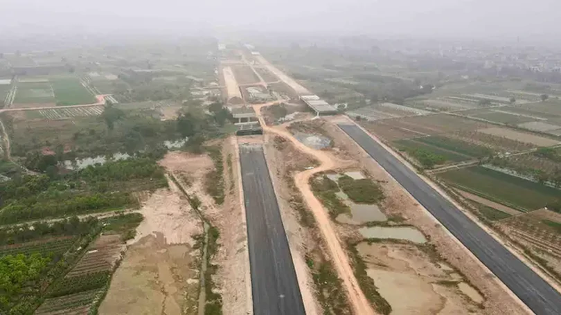 Cầu vượt sông, đường sắt Vành đai 4 đã thành hình