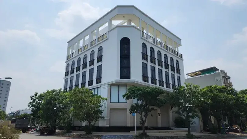 Khám xét Công ty Cổ phần Tập đoàn Chị Em Rọt