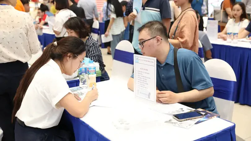 Giải quyết việc làm ở Hà Nội tăng hơn 10%