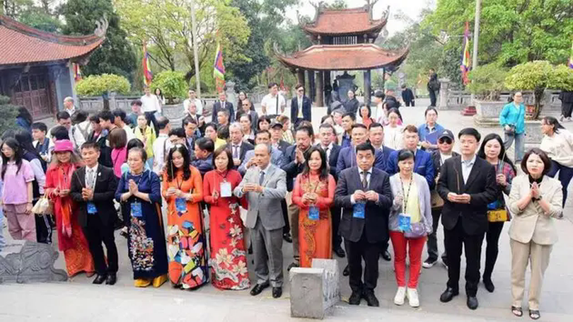 Kiều bào hướng về ngày Giỗ Tổ Hùng Vương