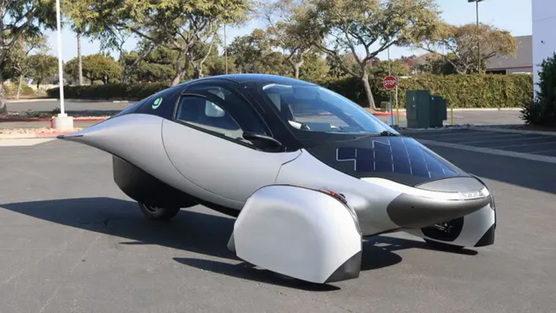 Xe điện mặt trời Aptera chạy 482 km không cần sạc