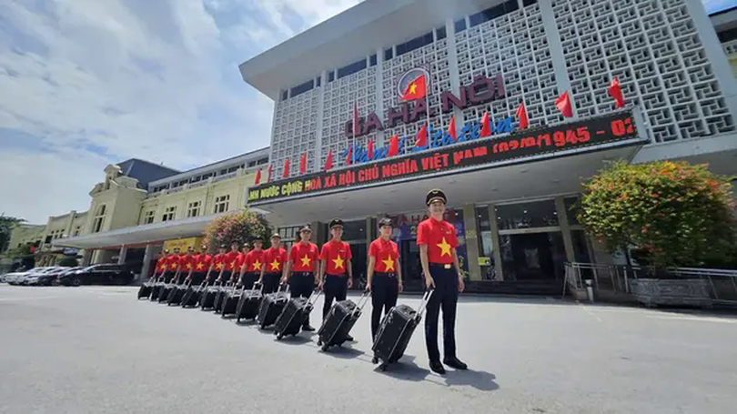 Đường sắt Việt Nam ra mắt 'Đoàn tàu Thống Nhất' dịp 30/4