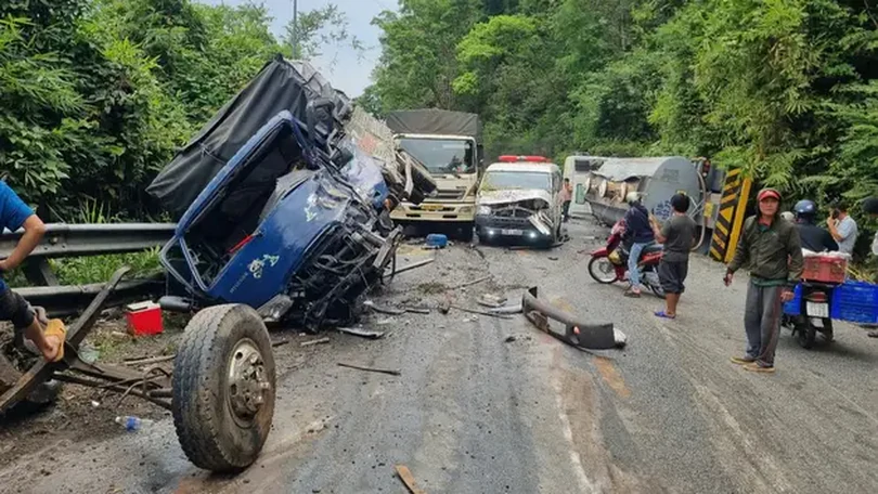 Nguyên nhân vụ tai nạn liên hoàn trên đèo Bảo Lộc