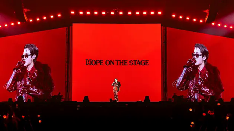 J-Hope BTS tạo nên lịch sử tại sân vận động ở Los Angeles