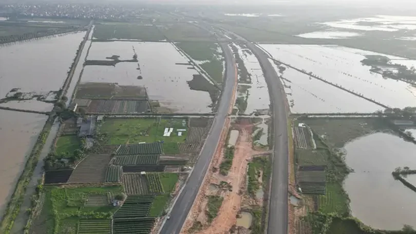 Đường song hành Vành đai 4 chưa thể hoàn thành
