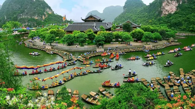 Ngành du lịch hướng tới tăng trưởng hai con số