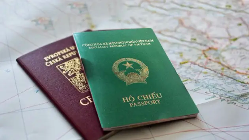Đề xuất 'nới lỏng' chính sách nhập tịch Việt Nam