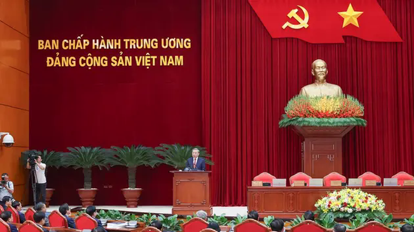 Hội nghị Trung ương 11 thông qua nhiều quyết sách lịch sử