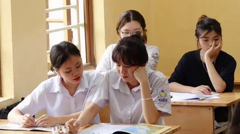 Không được thu thêm tiền 2 buổi/ngày với chương trình chính khóa