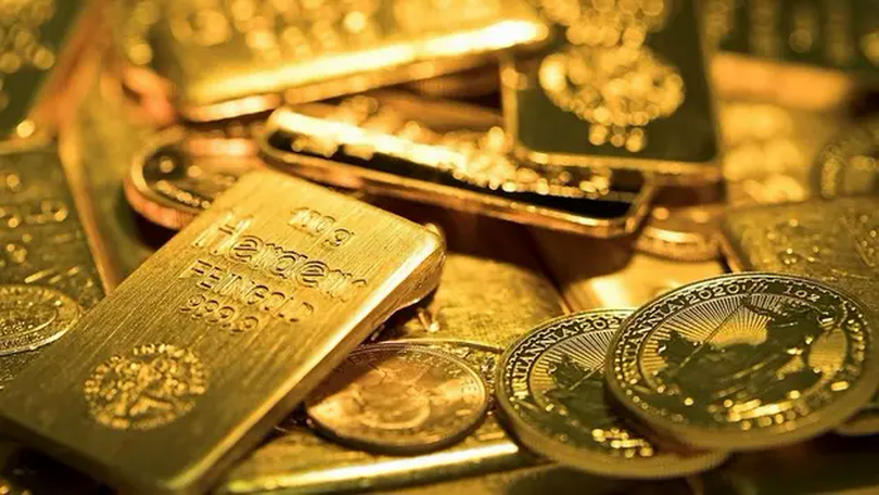 Giá vàng neo cao trên 3.200 USD/ounce