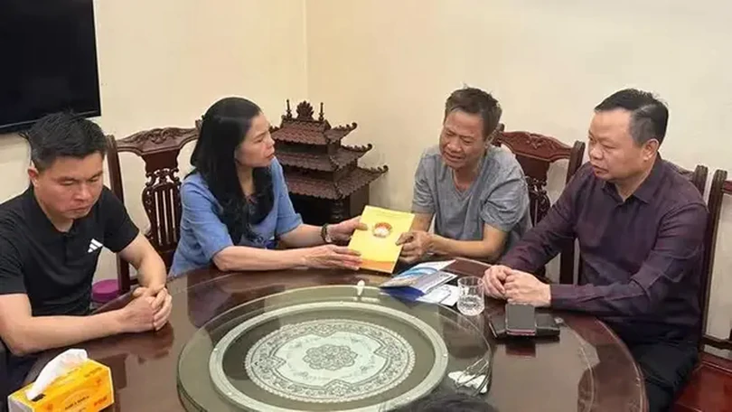 MTTQ Hà Nội thăm hỏi gia đình nạn nhân vụ hỏa hoạn