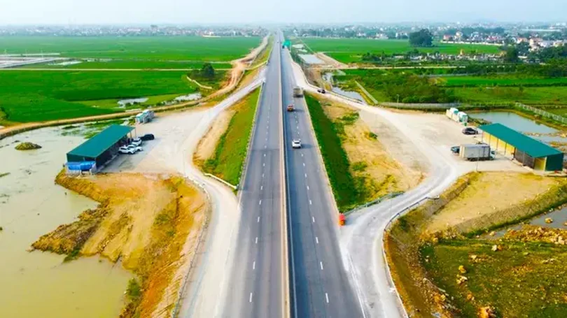 Đề nghị bốn địa phương bàn giao mặt bằng trạm dừng nghỉ