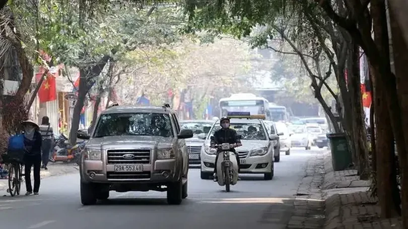 Tổ chức giao thông trên các tuyến phố Lê Trực, Thanh Báo