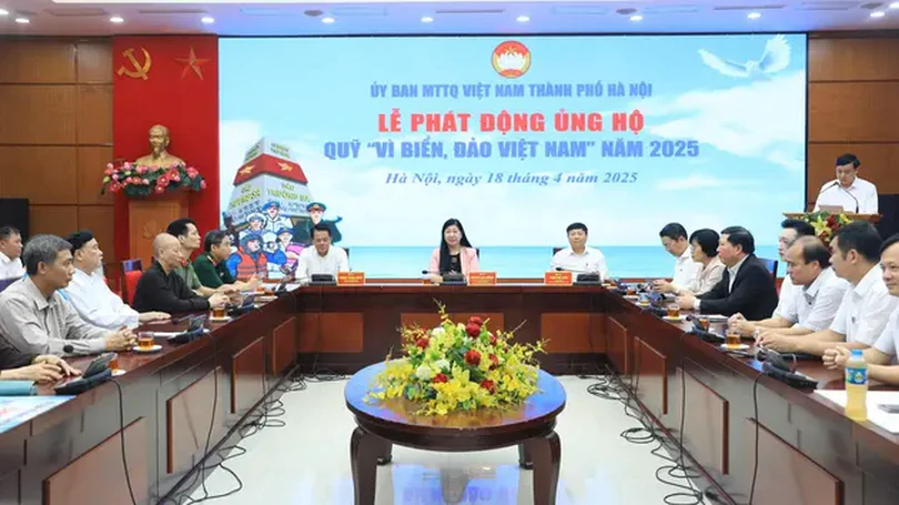 Hơn 40 tỷ đồng ủng hộ quỹ ‘'Vì biển đảo Việt Nam’'