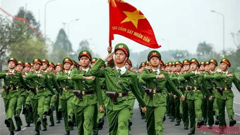 Bài học tham khảo từ đổi mới bộ máy công an nhân dân