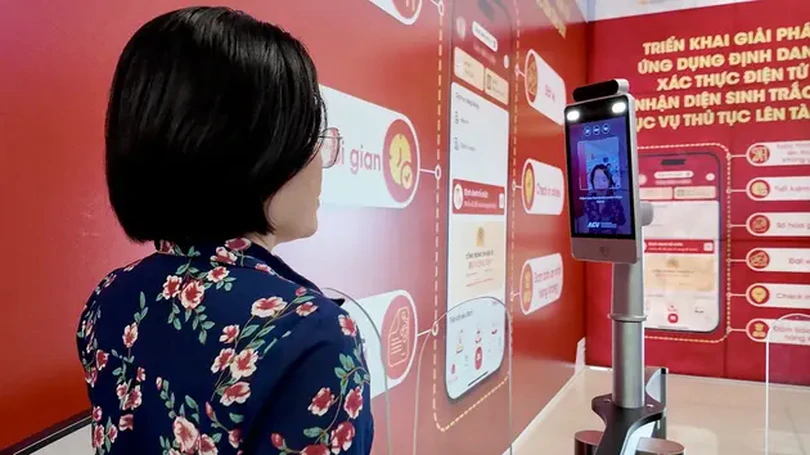 Nhận diện sinh trắc học tại sân bay Tân Sơn Nhất