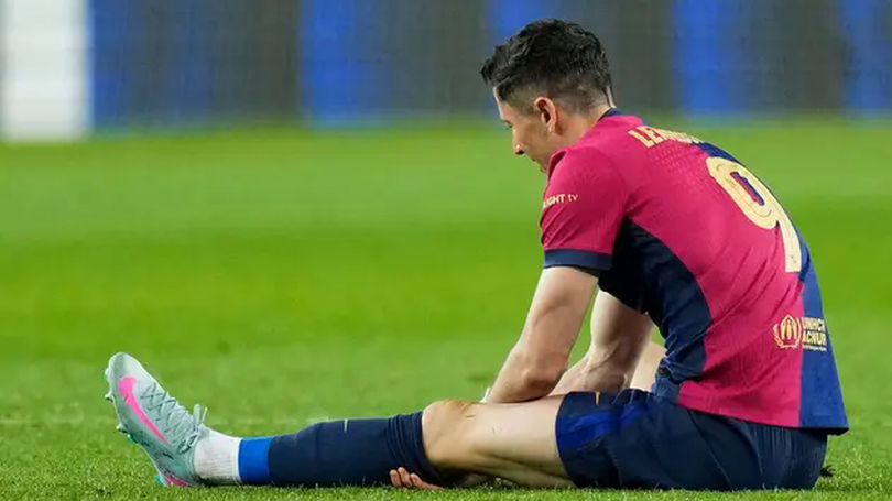Barcelona nhận tin xấu với chấn thương của Lewandowski